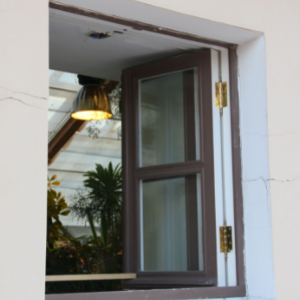 open window hinges